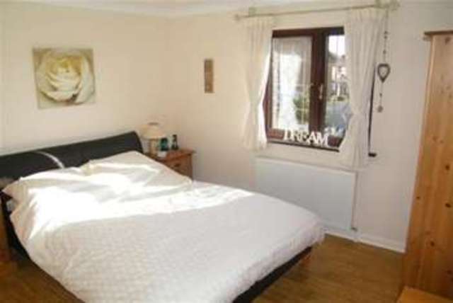  Image of 4 bedroom Detached house to rent in Cavendish Way Laindon Basildon SS15 at Basildon, SS15 4ET