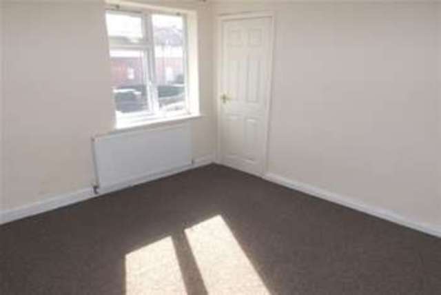 Image of 3 bedroom Detached house to rent in North Crescent Duckmanton Chesterfield S44 at Chesterfield, S44 5EY