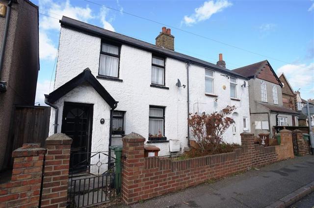  Image of 4 bedroom Semi-Detached house to rent in North Street Bexleyheath DA7 at Bexleyheath Kent Bexleyheath, DA7 4HR