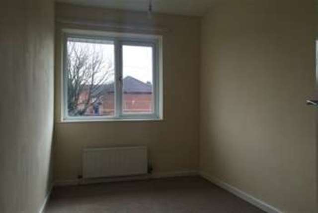  Image of 3 bedroom Detached house to rent in Long Nuke Road Northfield Birmingham B31 at Birmingham, B31 1DP