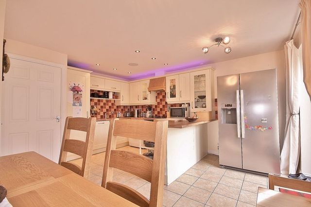  Image of 3 bedroom Terraced house for sale in Northfield Road Witney OX28 at Northfield Road  Witney, OX28 1FY