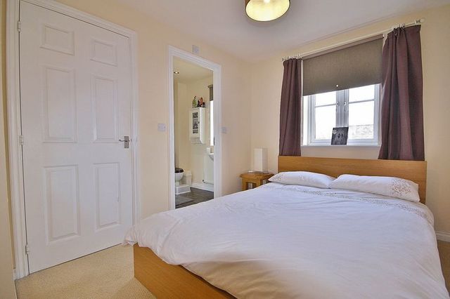  Image of 3 bedroom Terraced house for sale in Northfield Road Witney OX28 at Northfield Road  Witney, OX28 1FY