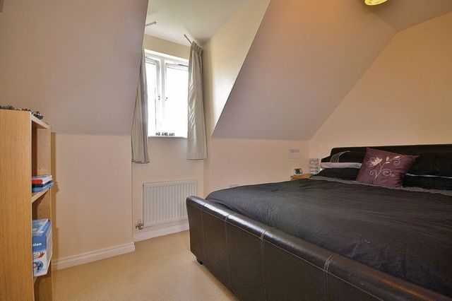  Image of 3 bedroom Terraced house for sale in Northfield Road Witney OX28 at Northfield Road  Witney, OX28 1FY