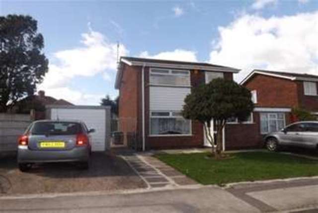  Image of 3 bedroom Detached house to rent in Norwood Close Huthwaite Sutton-in-Ashfield NG17 at Sutton-in-Ashfield, NG17 2EZ