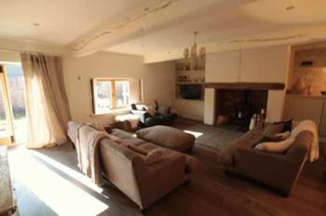  Image of 4 bedroom Detached house for sale in Hillside Martley Worcester WR6 at Hillside Martley Worcester, WR6 6QS
