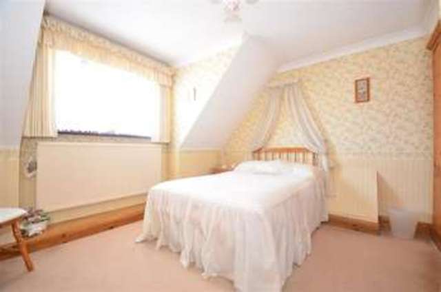  Image of 4 bedroom Detached house for sale in Oak Avenue Crays Hill Billericay CM11 at Crays Hill Billericay Billericay, CM11 2YD