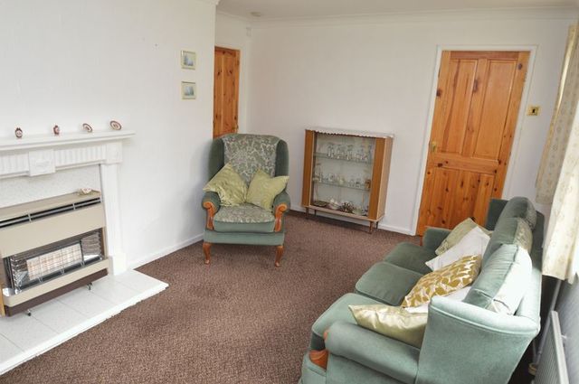  Image of 2 bedroom Semi-Detached house for sale in Oak Avenue Shirebrook Mansfield NG20 at Oak Avenue  Shirebrook, NG20 8NR