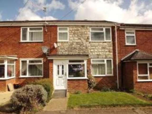  Image of 3 bedroom Terraced house for sale in Oak Road Sittingbourne ME10 at Sittingbourne Kent Murston, ME10 3PE