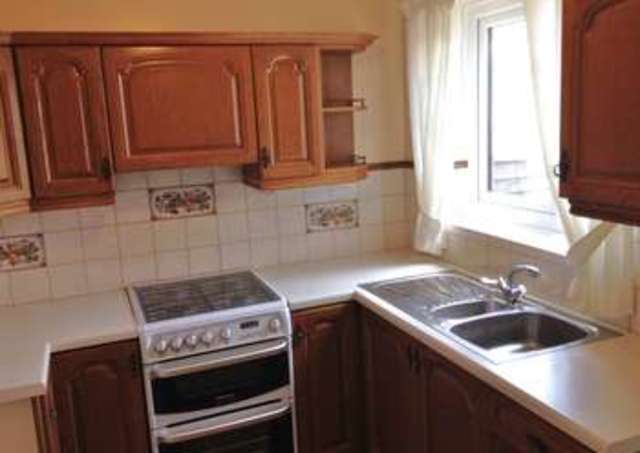  Image of 3 bedroom Semi-Detached house to rent in Oakdale Worsbrough Barnsley S70 at Oakdale Worsbrough Barnsley, S70 5EQ