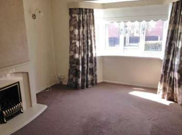  Image of 3 bedroom Semi-Detached house to rent in Oakdale Worsbrough Barnsley S70 at Oakdale Worsbrough Barnsley, S70 5EQ