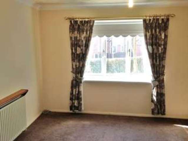  Image of 3 bedroom Semi-Detached house to rent in Oakdale Worsbrough Barnsley S70 at Oakdale Worsbrough Barnsley, S70 5EQ