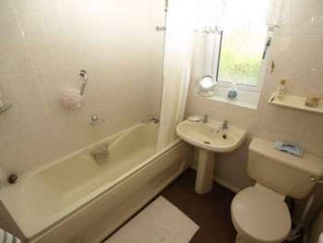  Image of 3 bedroom Semi-Detached house to rent in Oakdale Worsbrough Barnsley S70 at Oakdale Worsbrough Barnsley, S70 5EQ