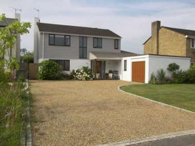  Image of 4 bedroom Detached house for sale in Oakhill Claygate Esher KT10 at Oakhill Claygate Esher, KT10 0TG