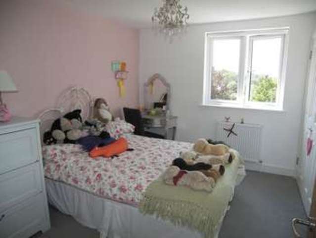  Image of 4 bedroom Detached house for sale in Oakhill Claygate Esher KT10 at Oakhill Claygate Esher, KT10 0TG