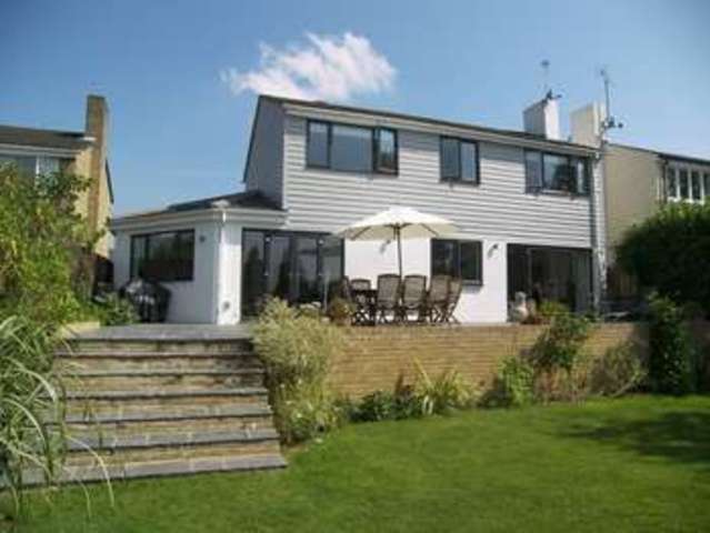  Image of 4 bedroom Detached house for sale in Oakhill Claygate Esher KT10 at Oakhill Claygate Esher, KT10 0TG