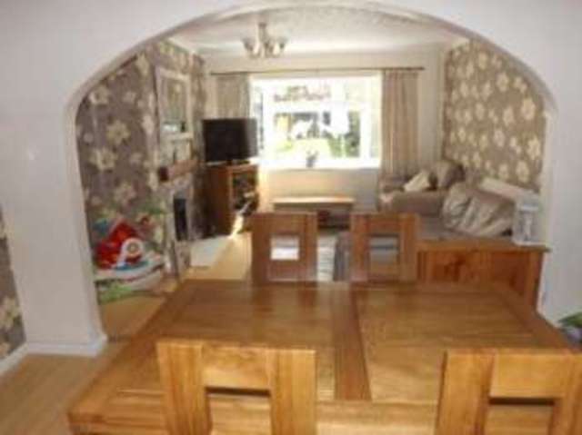  Image of 3 bedroom Terraced house for sale in Shortlands Avenue Ongar CM5 at Ongar Essex Chipping Ongar, CM5 0BL