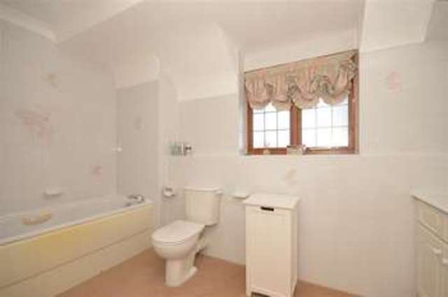  Image of 5 bedroom Detached house for sale in Orchard Avenue Croydon CR0 at Shirley Surrey Croydon, CR0 7NA