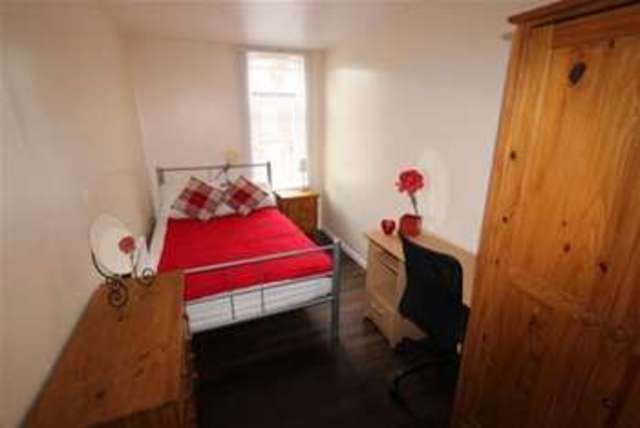  Image of 5 bedroom Detached house to rent in Ossory Street Manchester M14 at Manchester, M14 4BX