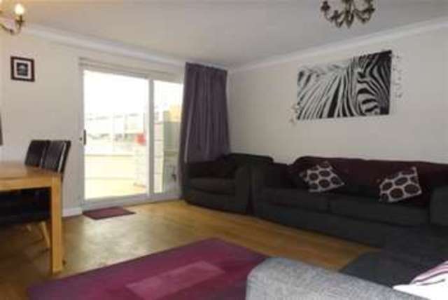  Image of 3 bedroom Terraced house to rent in Oxburgh Close Eastleigh SO50 at Eastleigh, SO50 4QU