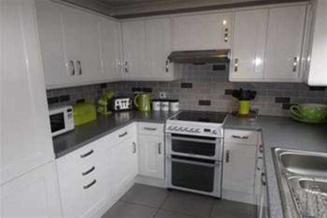  Image of 3 bedroom Terraced house to rent in Oxburgh Close Eastleigh SO50 at Eastleigh, SO50 4QU