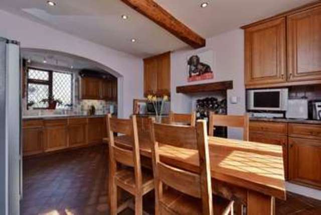  Image of 4 bedroom Detached house for sale in Norwell Woodhouse Newark NG23 at Newark, NG23 6NG