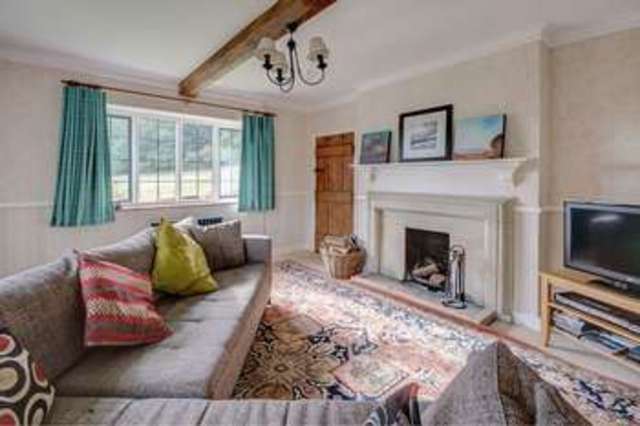  Image of 4 bedroom Cottage to rent in Painswick Stroud GL6 at Painswick Stroud, GL6 6TZ