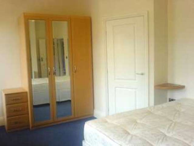  Image of 1 bedroom Terraced house to rent in Park Grove Barnsley S70 at Park Grove  Barnsley, S70 1QB