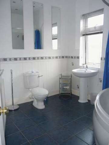  Image of 1 bedroom Terraced house to rent in Park Grove Barnsley S70 at Park Grove  Barnsley, S70 1QB