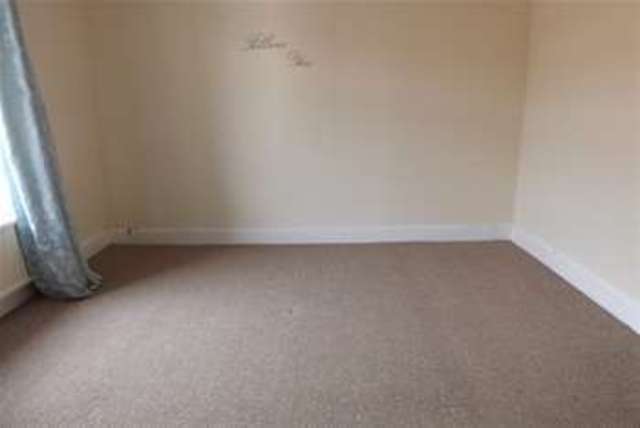  Image of 2 bedroom Terraced house to rent in Parker Street Runcorn WA7 at Runcorn, WA7 1RG