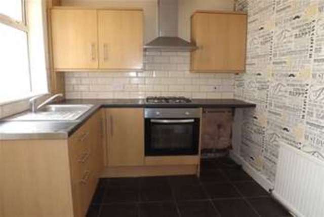  Image of 2 bedroom Terraced house to rent in Parker Street Runcorn WA7 at Runcorn, WA7 1RG