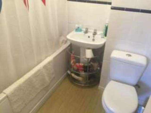  Image of 1 bedroom Flat for sale in Pascal Way Letchworth Garden City SG6 at Letchworth Garden City Hertfordshire Norton, SG6 1DL