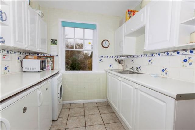 Image of 2 bedroom Terraced house for sale in Peartree Lane Bexhill-on-Sea TN39 at East Sussex, TN39 4PG