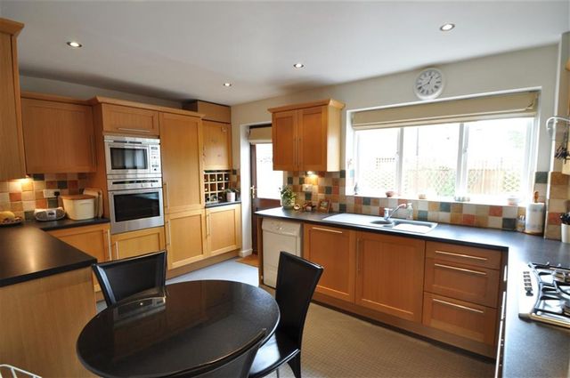  Image of 5 bedroom Property for sale in Pear Tree Way Crowle Worcester WR7 at Pear Tree Way Crowle Crowle, WR7 4SB