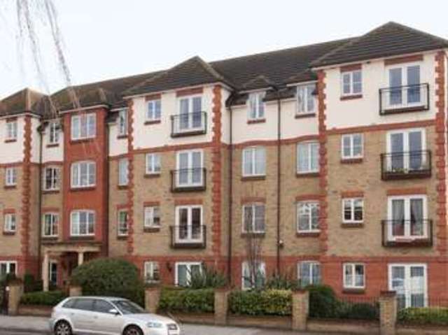  Image of 2 bedroom Retirement Property for sale in Kenton Road Harrow HA3 at 381 Kenton Road Kenton Harrow, HA3 0XT