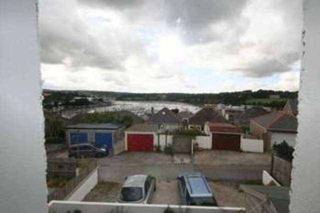  Image of Property to rent in Pendarves Road Falmouth TR11 at Pendarves Road  Falmouth, TR11 2TP