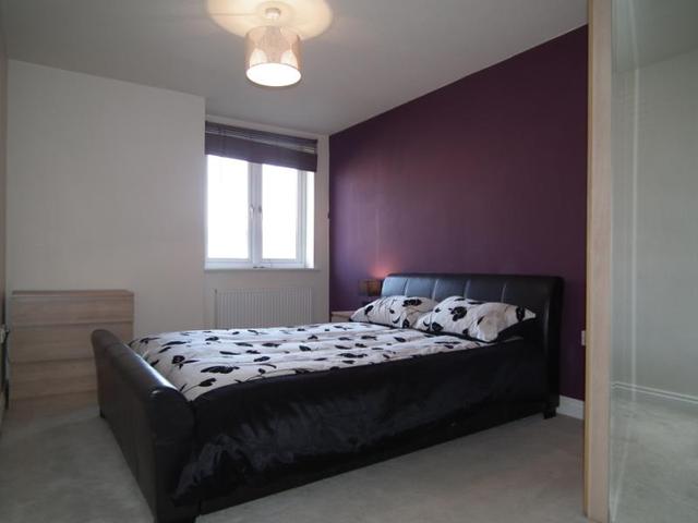  Image of 2 bedroom Flat for sale in Pennythorne Drive Yeadon Leeds LS19 at Yeadon Leeds Rawdon, LS19 7DS