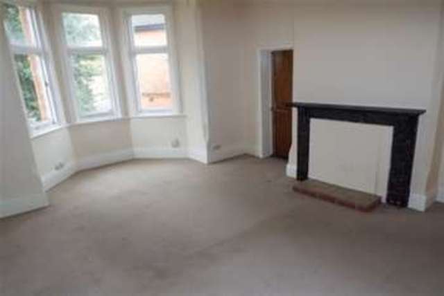  Image of 1 bedroom Studio flat to rent in Peveril Drive The Park Nottingham NG7 at Nottingham, NG7 1DE