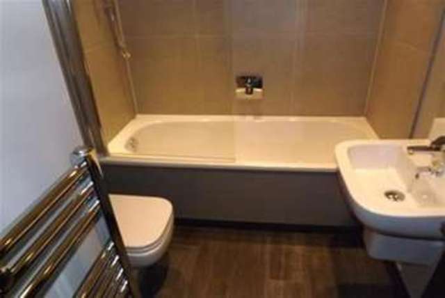  Image of 1 bedroom Flat to rent in Plaistow Lane Bromley BR1 at Bromley, BR1 3JE