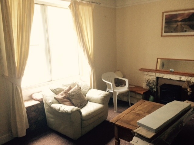  Image of 1 bedroom Flat to rent in Polnoon Street Eaglesham Glasgow G76 at Eaglesham East Renfrewshire East Renfrewshire, G76 0BB