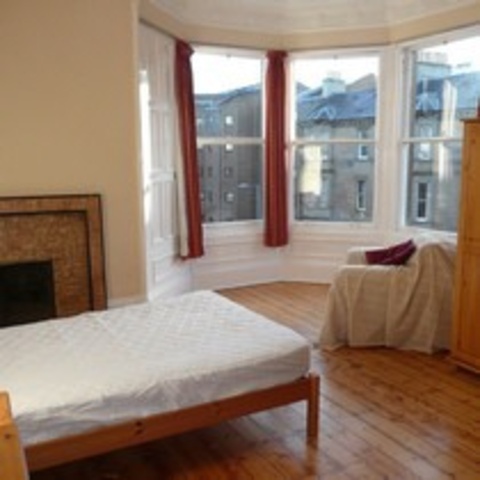  Image of 4 bedroom Flat to rent in Polwarth Gardens Edinburgh EH11 at Polwarth Edinburgh Edinburgh, EH11 1LA