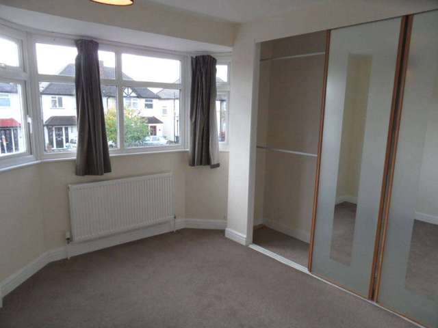  Image of 3 bedroom Detached house to rent in Poole Road West Ewell Epsom KT19 at West Ewell  Epsom, KT19 9SJ