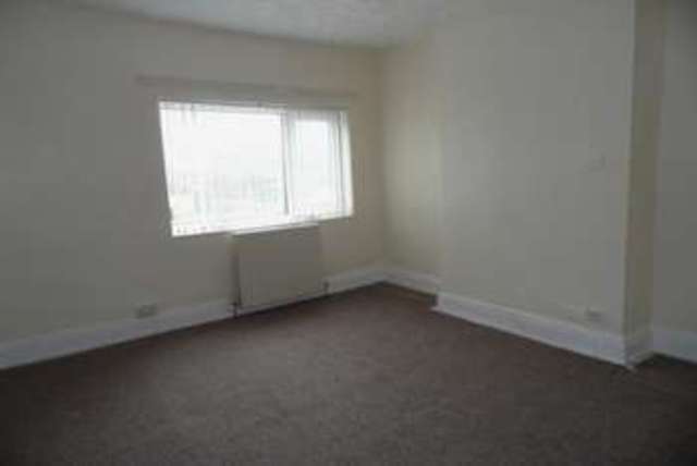  Image of 2 bedroom End of Terrace to rent in Portland Street Rawcliffe Bridge Goole DN14 at PORTLAND STREET RAWCLIFFE BRIDGE GOOLE, DN14 8NN