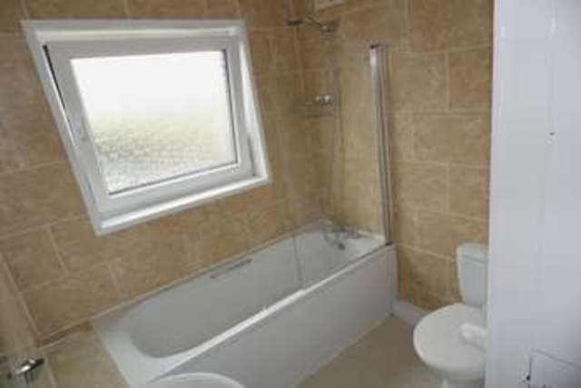  Image of 2 bedroom End of Terrace to rent in Portland Street Rawcliffe Bridge Goole DN14 at PORTLAND STREET RAWCLIFFE BRIDGE GOOLE, DN14 8NN