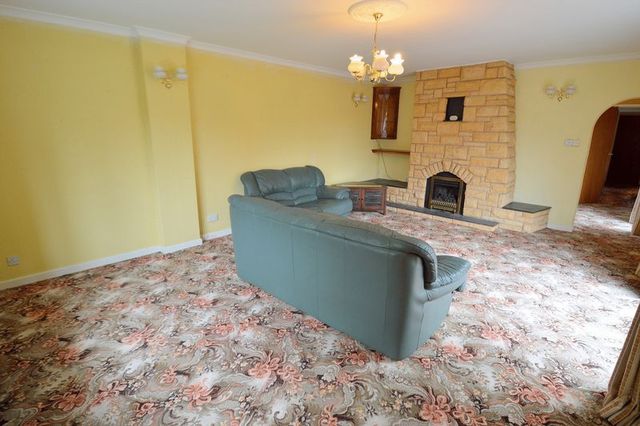  Image of 3 bedroom Detached house for sale in Pratts Lane Mappleborough Green Studley B80 at Pratts Lane Mappleborough Green Studley, B80 7BN