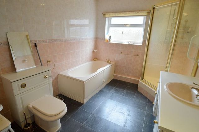  Image of 3 bedroom Detached house for sale in Pratts Lane Mappleborough Green Studley B80 at Pratts Lane Mappleborough Green Studley, B80 7BN