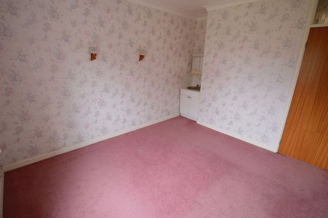  Image of 3 bedroom Detached house for sale in Pratts Lane Mappleborough Green Studley B80 at Pratts Lane Mappleborough Green Studley, B80 7BN