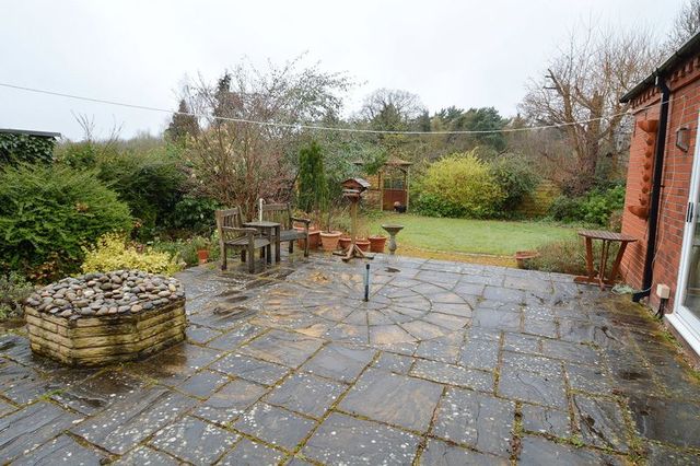  Image of 3 bedroom Detached house for sale in Pratts Lane Mappleborough Green Studley B80 at Pratts Lane Mappleborough Green Studley, B80 7BN