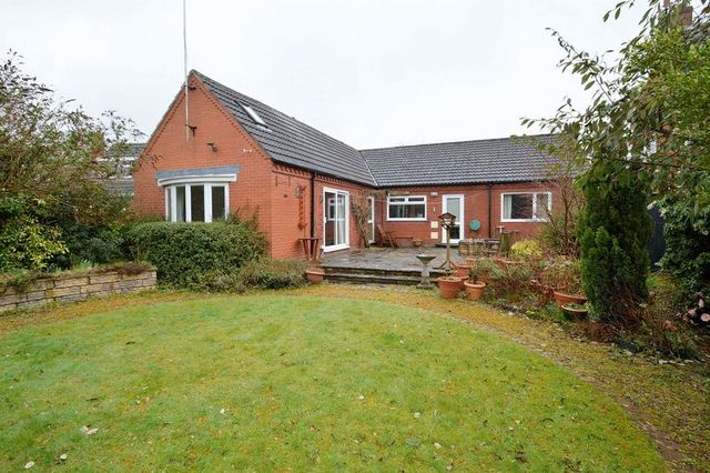  Image of 3 bedroom Detached house for sale in Pratts Lane Mappleborough Green Studley B80 at Pratts Lane Mappleborough Green Studley, B80 7BN