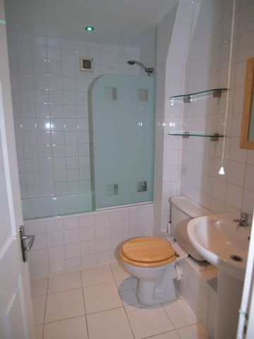  Image of 1 bedroom Flat to rent in Prince of Wales Avenue Reading RG30 at Prince of Wales Avenue  Reading, RG30 2UR