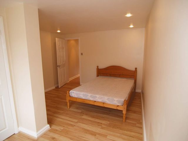  Image of 1 bedroom Flat to rent in Prince of Wales Avenue Reading RG30 at Prince of Wales Avenue  Reading, RG30 2UR
